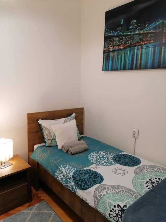 Apartament 6 Тыргу-Муреш Экстерьер фото