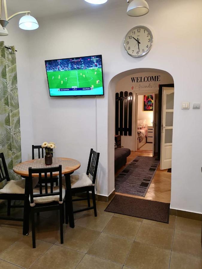 Apartament 6 Тыргу-Муреш Экстерьер фото